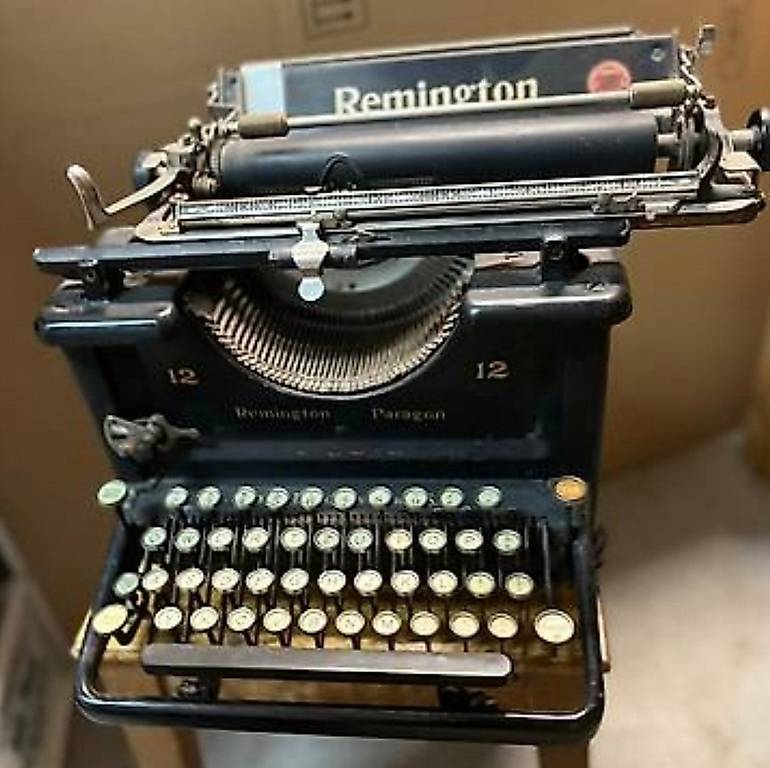Schreibmaschine Remington Paragon Standard Model 12