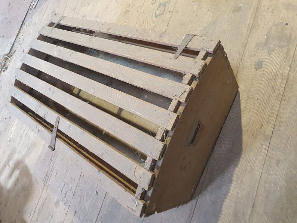 grosse alte Holztruhe 115cm (Tiertransport) antike Holzkiste