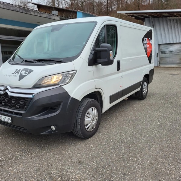 Lieferwagen Umzugswagen Transporter