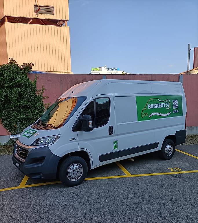 Miete Lieferwagen Transporter Bus zügelwagen Kat. B